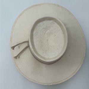 GIGI PIP Cream Women's Wide Brim Straw Hat